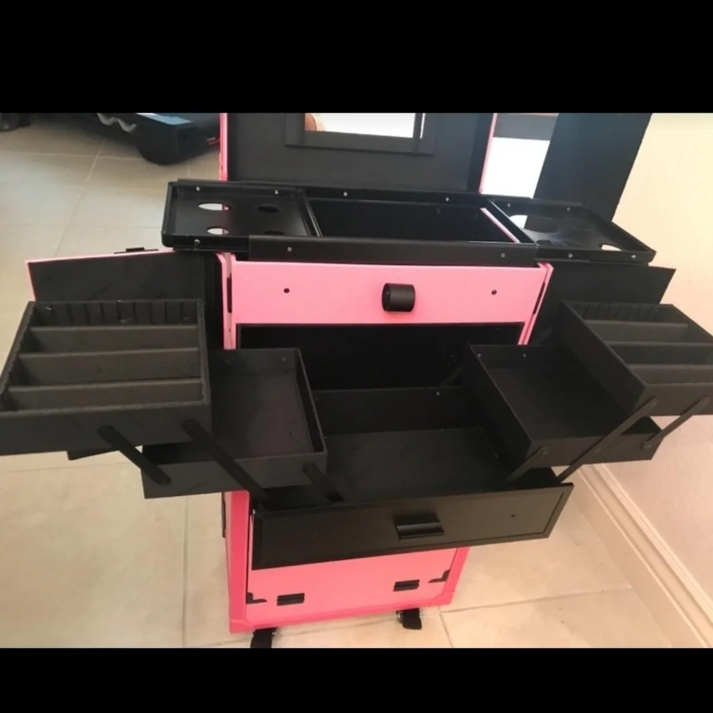 Pink Rolling Makeup Case ☆ READ DESCRIPTION☆
